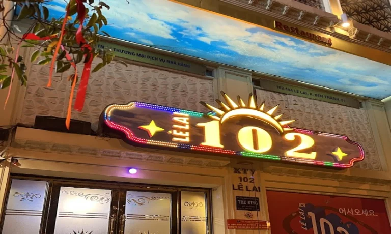 hochiminh-102-karaoke-entrance