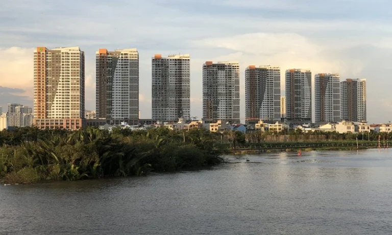 hochiminh-district2-sunavenue-entrance