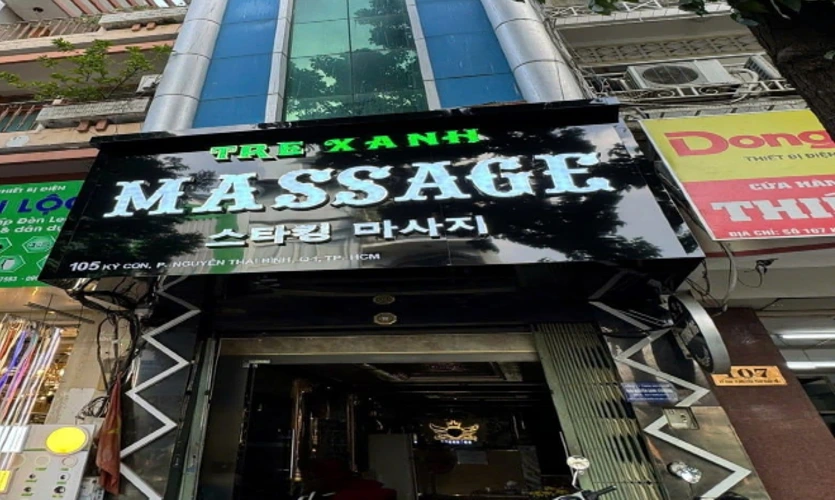 호치민 스타킹 마사지 입구 전경, 깔끔한 외관과 편안한 분위기의 인기 마사지샵