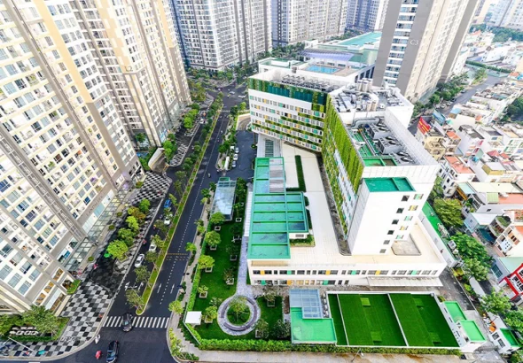 hochiminh-vinhomes-central-park-night-view