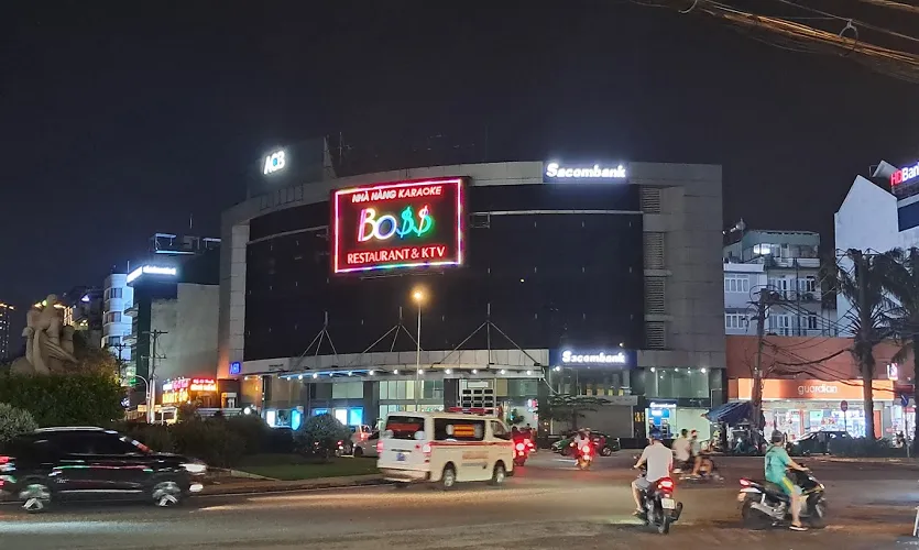 호치민 보스 가라오케 내부 전경, 고급 룸 시설과 분위기 좋은 호치민 가라오케