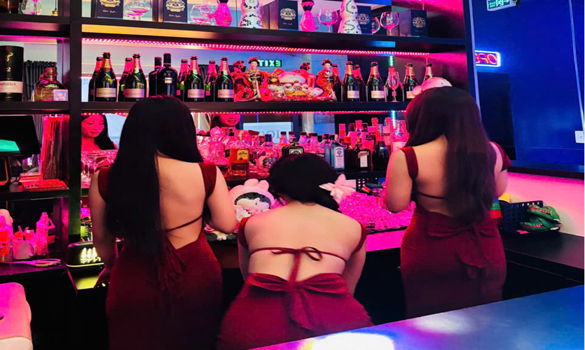 호치민 레탄톤 BAR 거리 전경, 호치민 레탄톤 바 이용 정보