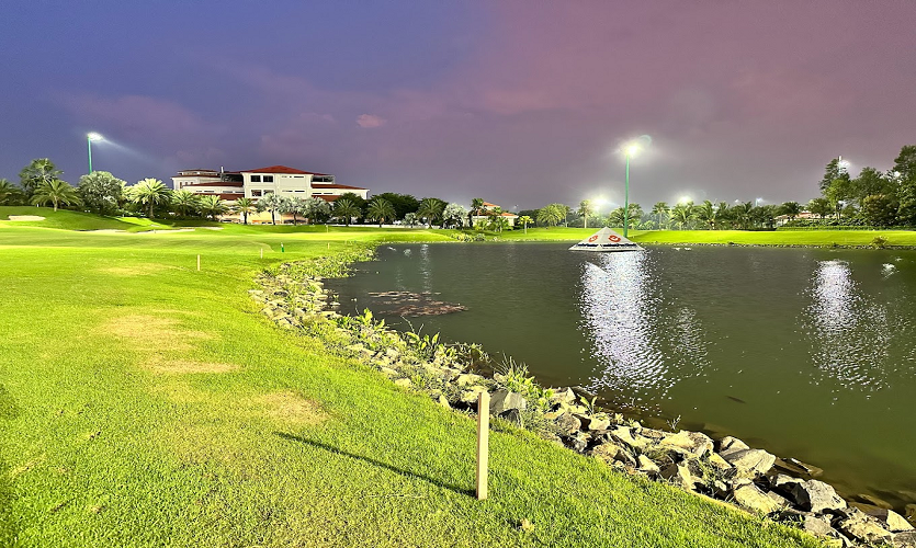 호치민 탄손넛 골프장 전경, 도심형 골프장 탄손넛 골프 클럽 코스