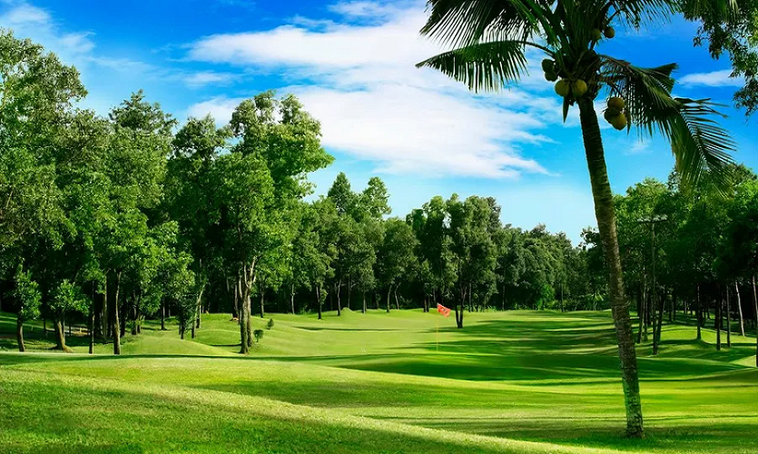 골프장 전경, 시내 접근성이 좋은 골프 코스 풍경