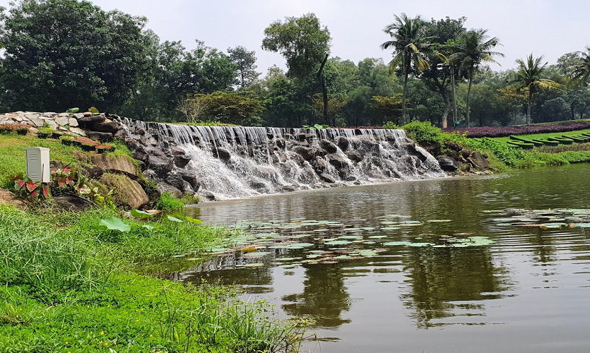 호치민 투득 골프장 클럽하우스 내부, 휴식과 식사가 가능한 시설