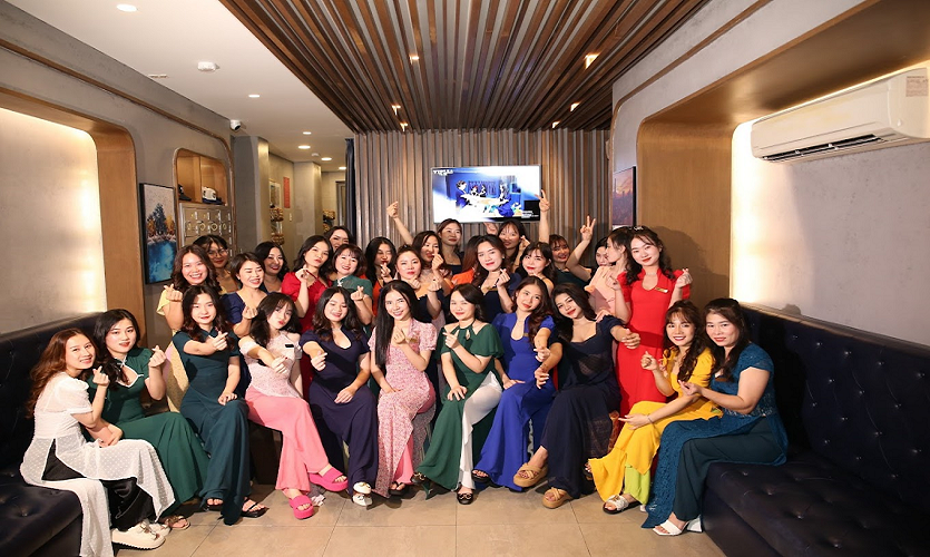 호치민 VIP 이발소 내부, 편안한 의자와 프라이빗한 관리 공간