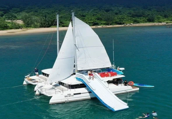 danang-private-yacht-charter-overview