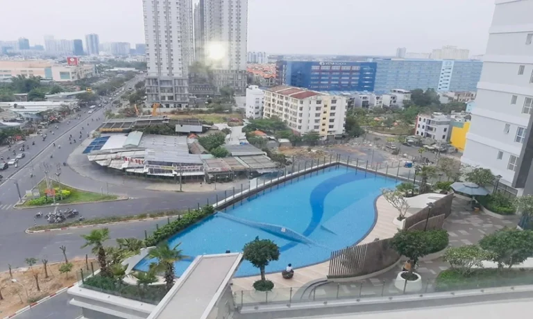 hochiminh-sunrise-cityview-apartment-entrance
